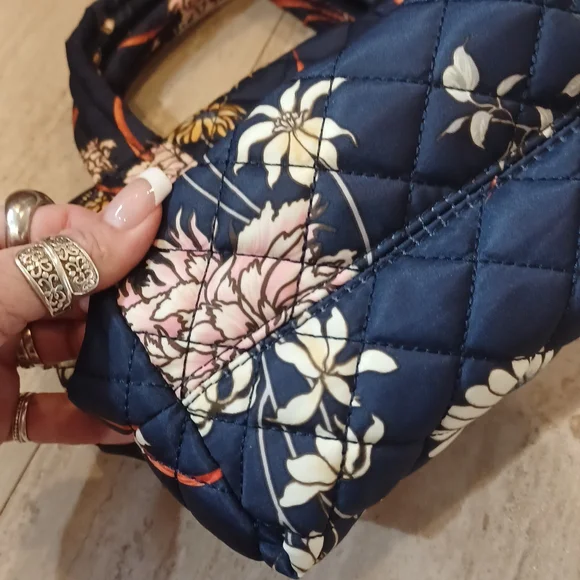 Gorgeous Nanette Lepore Quilted Mini Tote - Picture 3 of 8